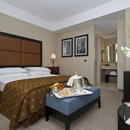 Ergife Palace Szálloda 4*